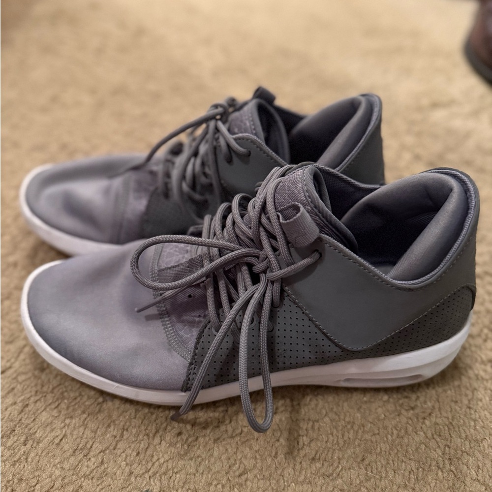 Air Jordan Men's Gray Athletic Shoes